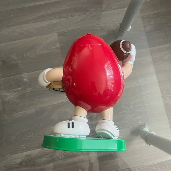 Vintage 1995 M&M'S Football & Gold Helmet Red Candy Dispenser - Picture 2 of 4
